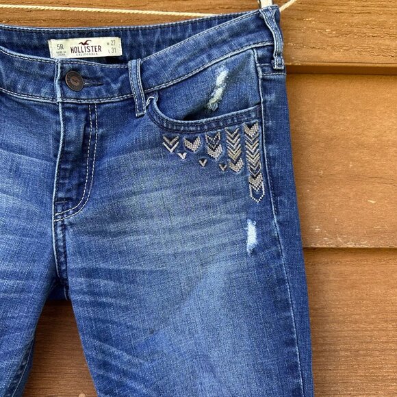 Hollister Embroidered Skinny Distressed MId-Rise Blue Jeans Size 5 - Picture 6 of 14